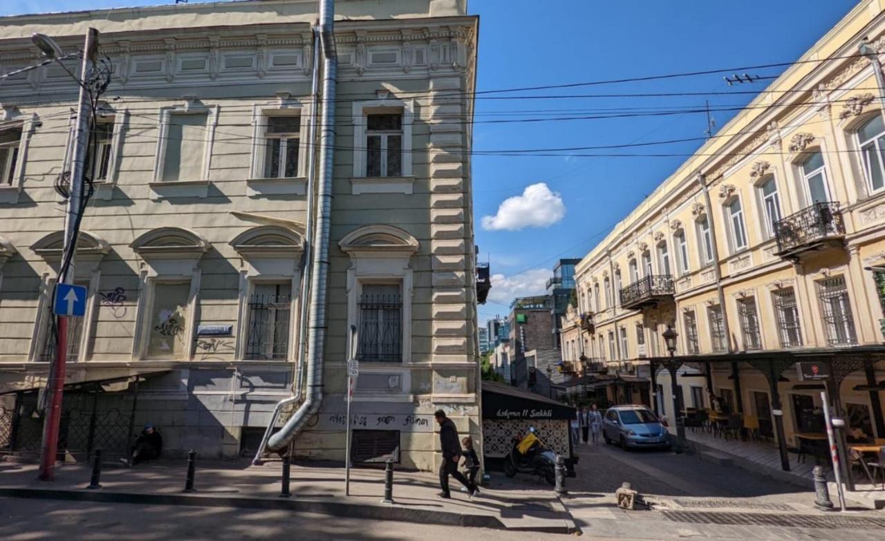 Ideal Home Тбілісі Екстер'єр фото